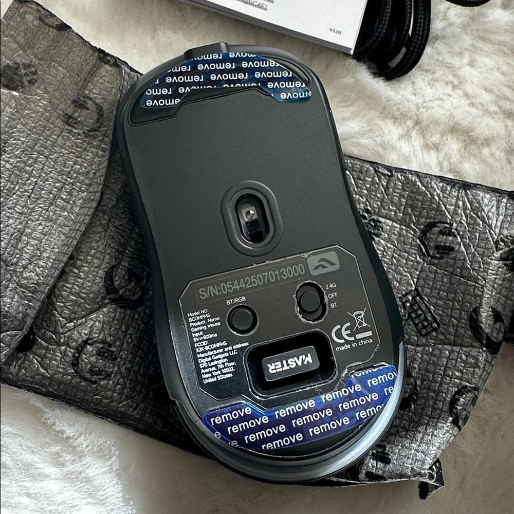 Wireless gaming mouse